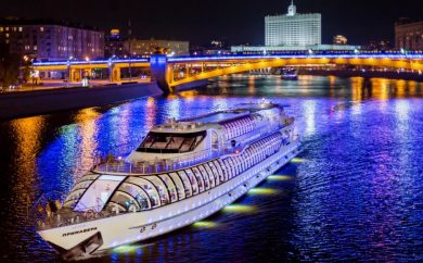 Вечерний отдых на теплоходе в Москве: романтика огней столицы