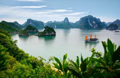 Туризм во Вьетнам из Новосибирска: Открывая экзотику Юго-Восточной Азии