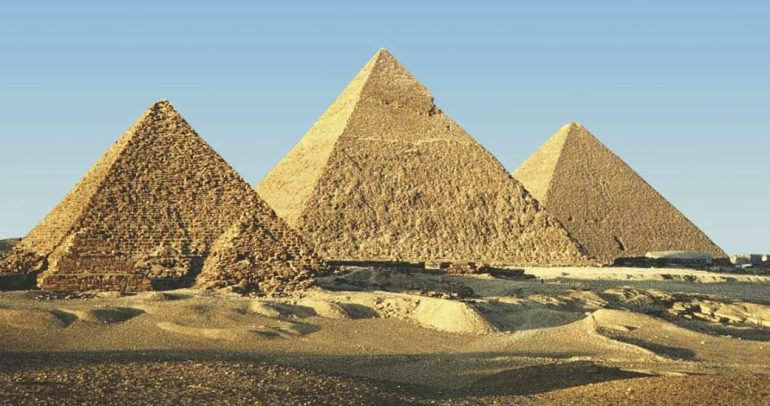 Тайны пирамиды Хефрена: загадки и открытия древнего Египта